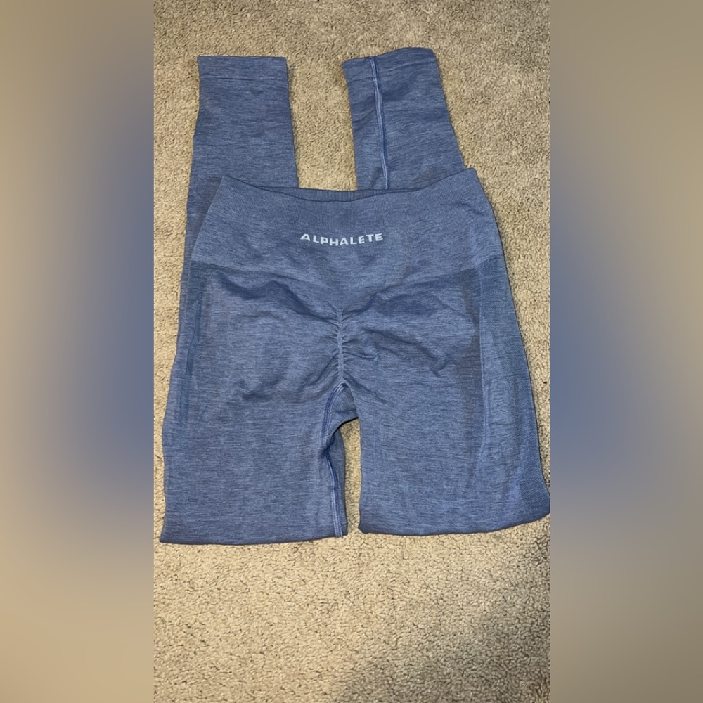 Alphalete Amplify, size small, washed Denim